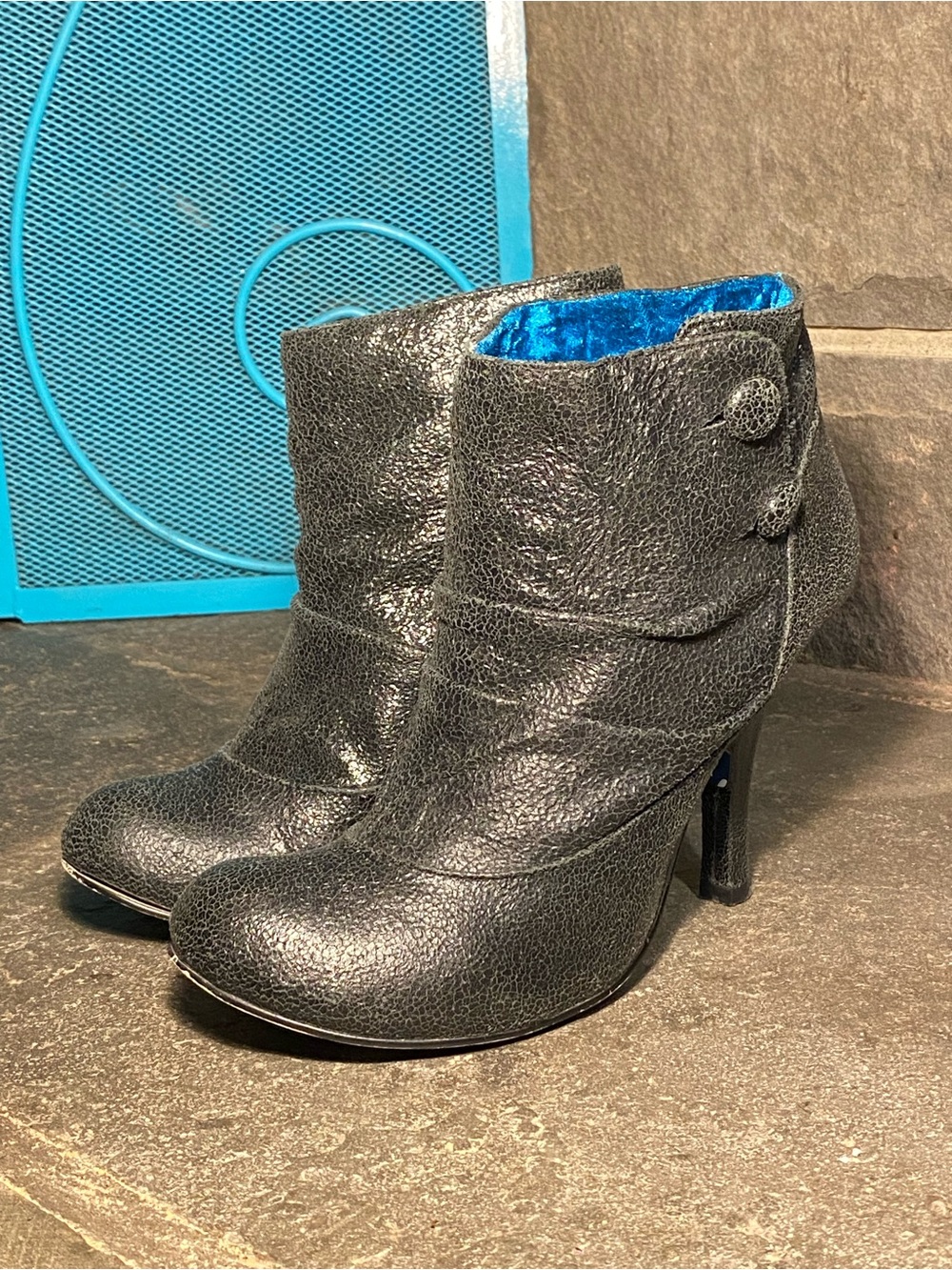Irregular Choice Victorian/steampunk ankle booties,crackled black leather,US 9